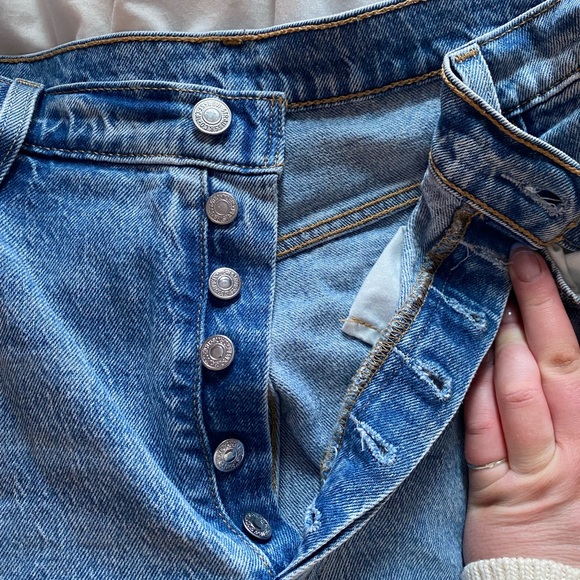 Levi’s 501 Jean - Picture 3 of 3